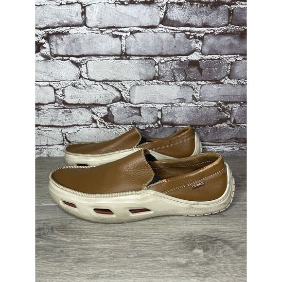 Crocs Brown Leather Vented Soles Cushioned Outdoor Loafers Men’s Sz 12M US/45EU - Picture 1 of 16